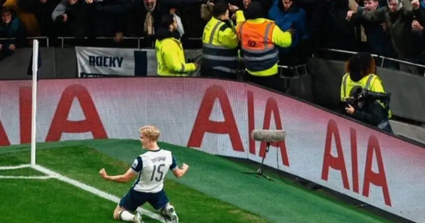 Lucas Bergvall’s Controversial Goal Hands Tottenham a Narrow One-Goal Lead Over Liverpool in EFL Cup Semifinal